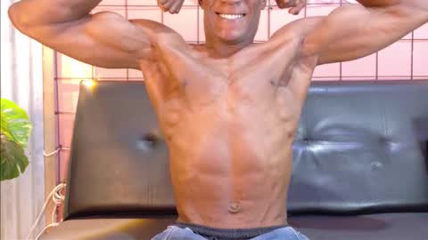 Snapshot of martin_killer chatting on October 15, 2:04 am Martin online show from October 15, 2:04 am