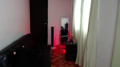 Snapshot of martina_adams chatting on September 26, 8:39 pm mari online show from September 26, 8:39 pm