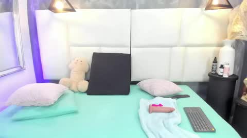 Martina  online show from April 19, 1:12 pm