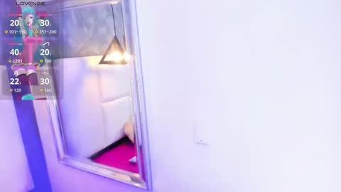 Martina  online show from March 15, 2:42 pm