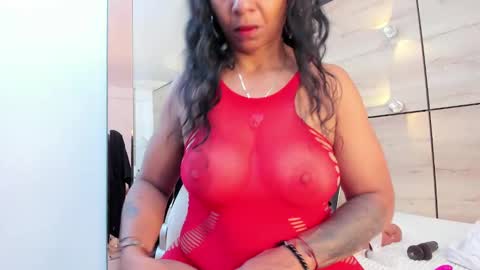 Snapshot of martina_touss chatting on September 22, 6:56 pm martina touss online show from September 22, 6:56 pm