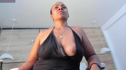 Snapshot of martina_touss chatting on February 23, 11:14 pm martina touss online show from February 23, 11:14 pm