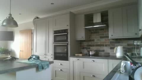 martinrgbxxxx online show from January 14, 11:07 am