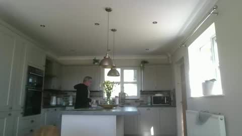 martinrgbxxxx online show from April 29, 9:25 am