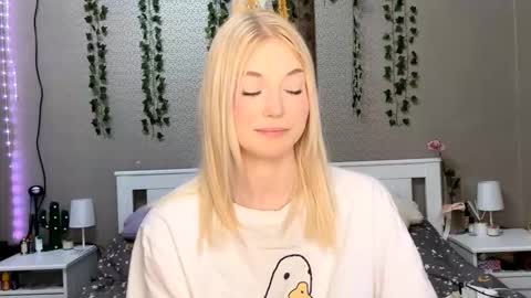 Lisa online show from January 7, 9:03 am