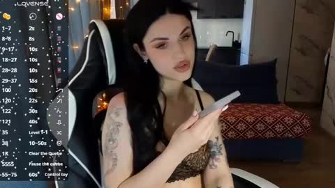 Snapshot of mary___moore chatting on January 14, 7:27 am Maria online show from January 14, 7:27 am