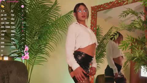 Mary online show from February 6, 8:00 pm