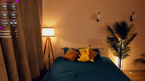 Mary online show from March 4, 10:35 am