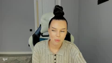 Snapshot of mary_jain13 chatting on October 8, 8:31 am mary_jain13 online show from October 8, 8:31 am