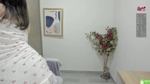 Snapshot of mary_mae chatting on September 20, 2:03 am Girl of your dreams online show from September 20, 2:03 am