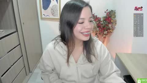 Snapshot of mary_mae chatting on October 5, 2:20 am Girl of your dreams online show from October 5, 2:20 am