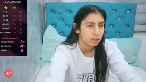 Snapshot of mary_mood_ chatting on October 20, 10:53 am Mary Moon online show from October 20, 10:53 am