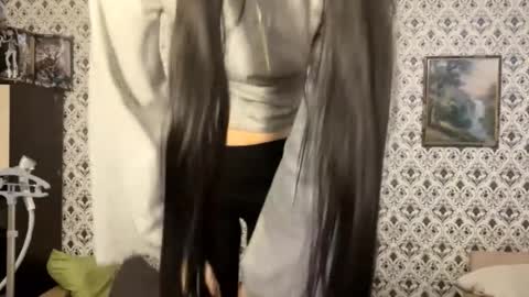 Sofia online show from December 4, 5:23 pm