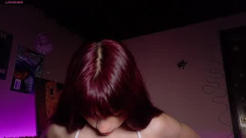     online show from April 11, 7:45 am