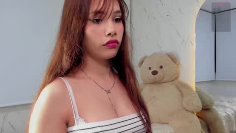 Mary online show from March 8, 1:28 am