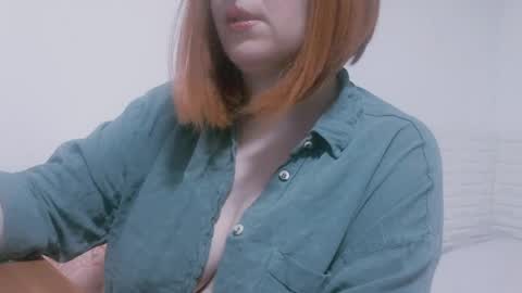 marycrazy2025 online show from March 30, 2:39 pm