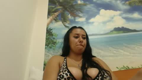 Snapshot of maryem199115 chatting on September 22, 2:10 pm maryem online show from September 22, 2:10 pm