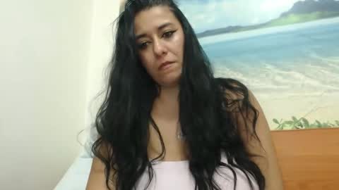 Snapshot of maryem199115 chatting on September 19, 1:15 pm maryem online show from September 19, 1:15 pm