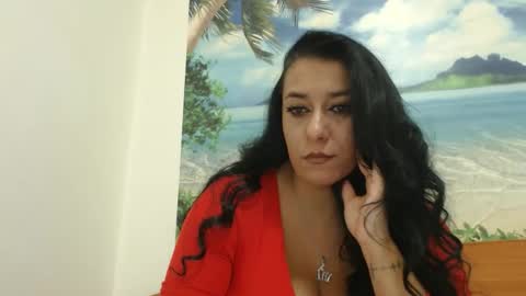 Snapshot of maryem199115 chatting on September 18, 12:31 pm maryem online show from September 18, 12:31 pm