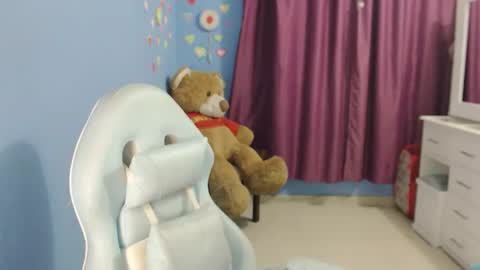 Snapshot of maryline_w chatting on February 14, 2:39 am maryline online show from February 14, 2:39 am