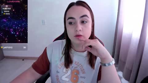 Dulce Maria online show from February 23, 5:37 pm