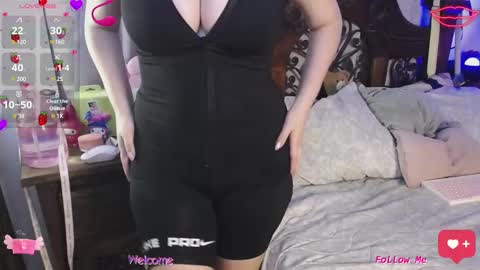 Mary online show from February 23, 8:55 pm