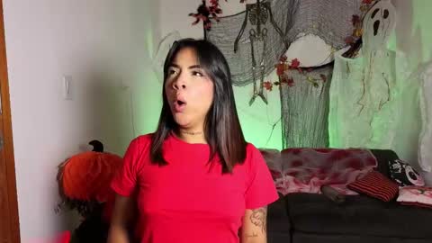 maryybellax online show from October 23, 10:54 pm