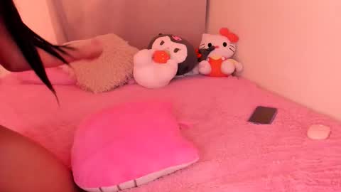 Snapshot of masher_g chatting on October 23, 7:10 am Masher online show from October 23, 7:10 am