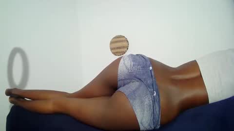 Snapshot of masked_shy_girl chatting on September 11, 10:00 pm masked_shy_girl online show from September 11, 10:00 pm