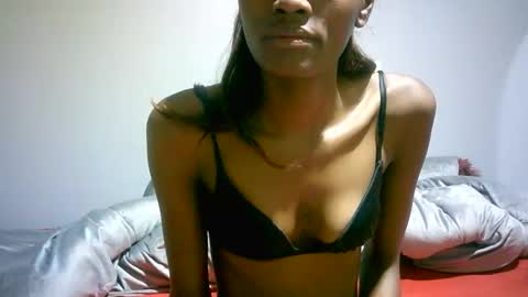 maskgang001 online show from December 1, 7:28 am