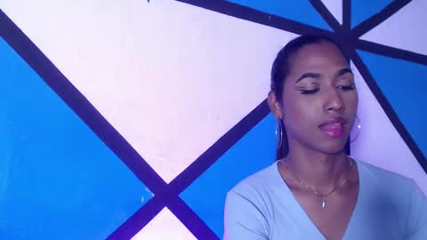 Snapshot of massielhot chatting on October 9, 11:43 pm massielhot online show from October 9, 11:43 pm