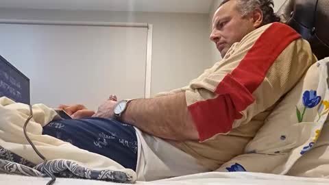 Snapshot of master398 chatting on October 28, 11:22 am Erix online show from October 28, 11:22 am