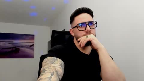 Alex online show from January 17, 3:32 pm