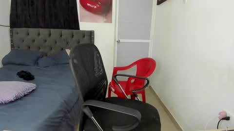 master_boy28 online show from March 13, 5:33 am