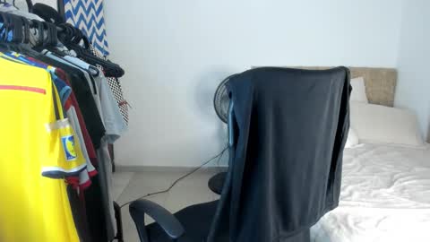 master_boy28 online show from November 8, 7:33 am