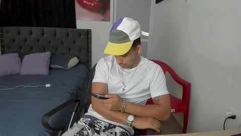 master_boy28 online show from March 10, 4:28 am