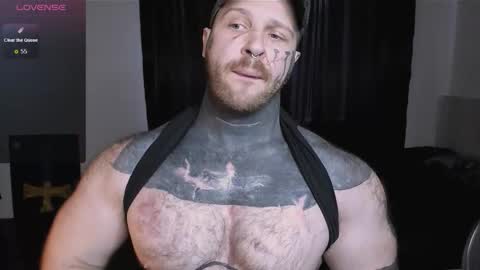 Snapshot of master_oil chatting on October 1, 1:43 pm Huge Alex online show from October 1, 1:43 pm