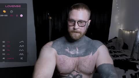 Snapshot of master_oil chatting on December 29, 5:54 pm Huge Alex online show from December 29, 5:54 pm