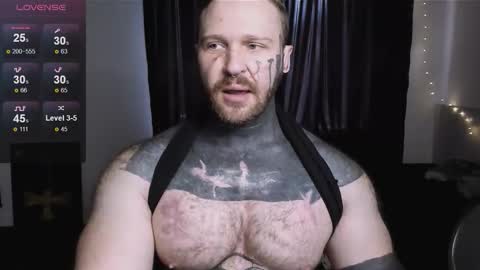 Snapshot of master_oil chatting on October 8, 1:28 pm Huge Alex online show from October 8, 1:28 pm