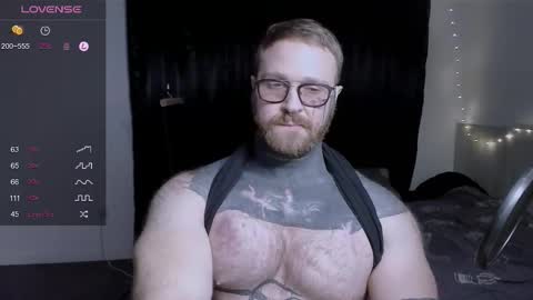 Snapshot of master_oil chatting on February 10, 5:52 pm Huge Alex online show from February 10, 5:52 pm