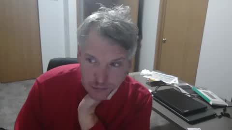 Snapshot of master_thorn chatting on January 19, 6:09 am Master Thorn online show from January 19, 6:09 am