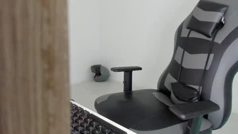 Alpha junior online show from March 14, 3:05 pm