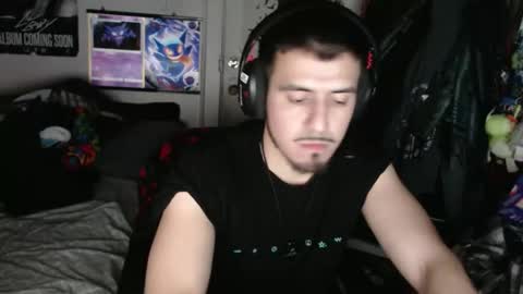 mastergoku945657 online show from March 22, 8:18 am