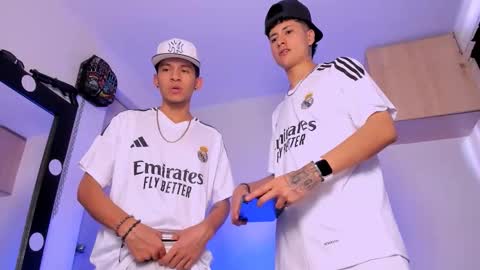 mateo_escobar online show from September 16, 9:18 pm