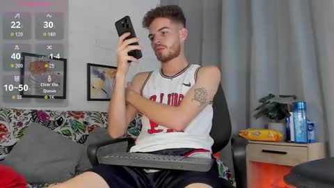 MATEO HUNTER online show from December 14, 8:53 am