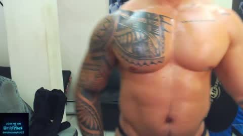 Mateo online show from April 15, 6:33 pm