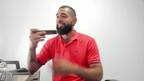 Matheus     online show from January 18, 9:55 pm