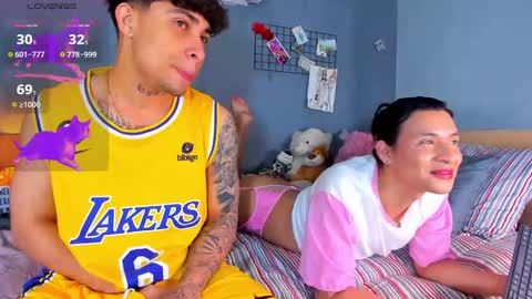 Snapshot of mathewpiscitelli chatting on February 19, 9:58 pm Mathew Piscitelli online show from February 19, 9:58 pm