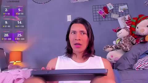 Snapshot of mathewpiscitelli chatting on December 5, 9:11 pm Mathew Piscitelli online show from December 5, 9:11 pm