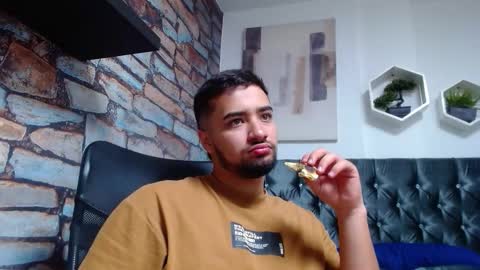 Snapshot of mathews_colton1 chatting on October 15, 11:55 am Mathews online show from October 15, 11:55 am